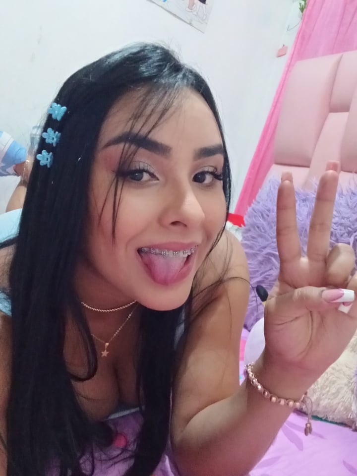 Chloelopezzz