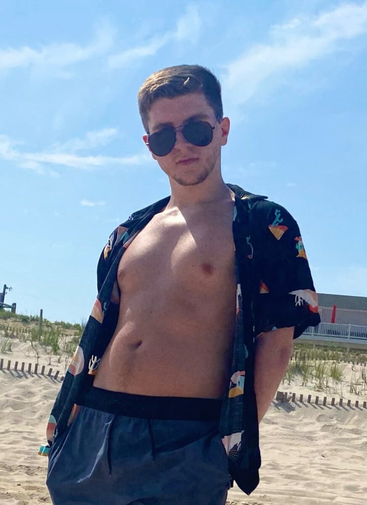Collegeboybutt