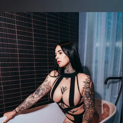Chlo