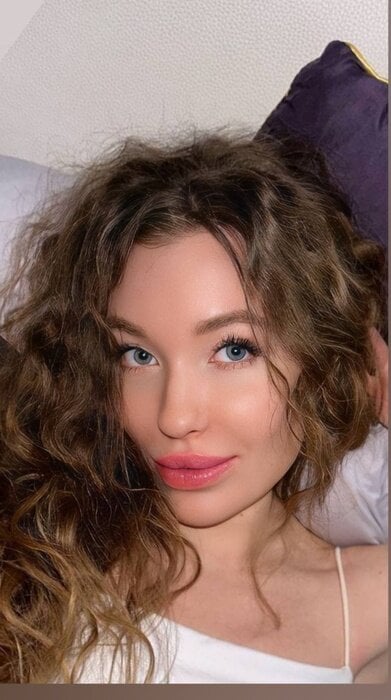 Curlyalina