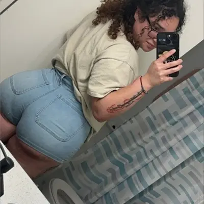 Curlyhairbrat18