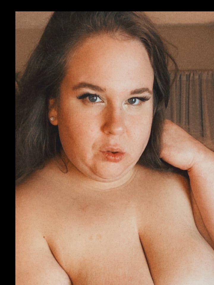 Curvyjanealis