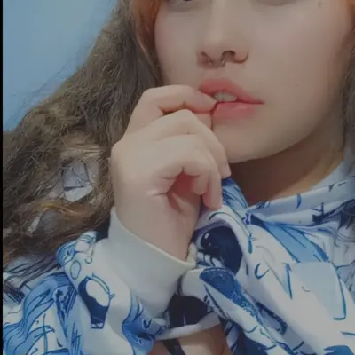 Curvyqueenmel