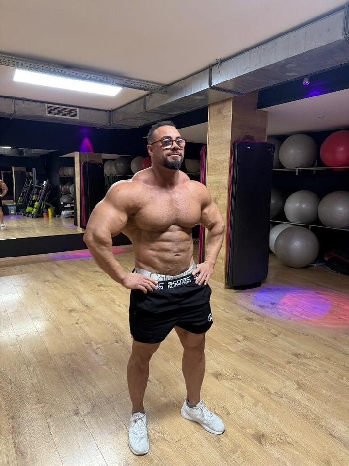 Damon Steel