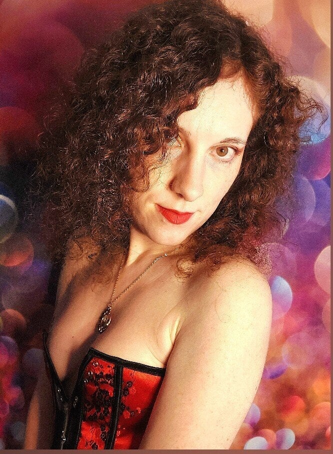 Darcyred