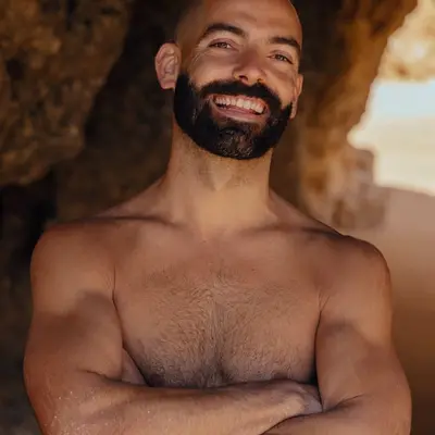 Daronaked