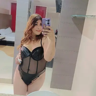 Dayanna S
