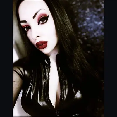 Deadbutdelicious