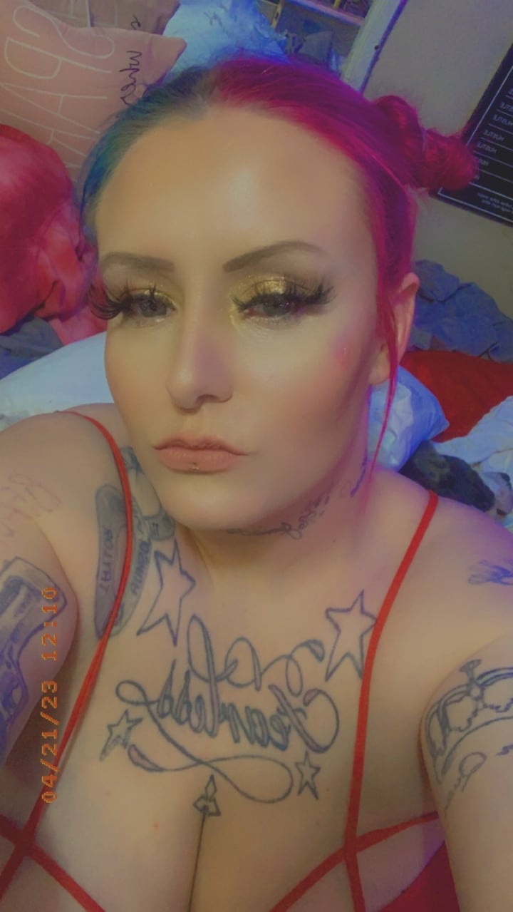 Debbiecakes0516