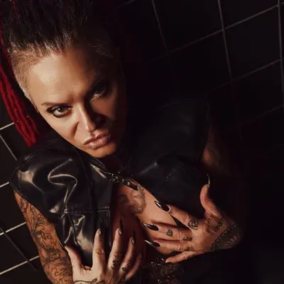 Domina