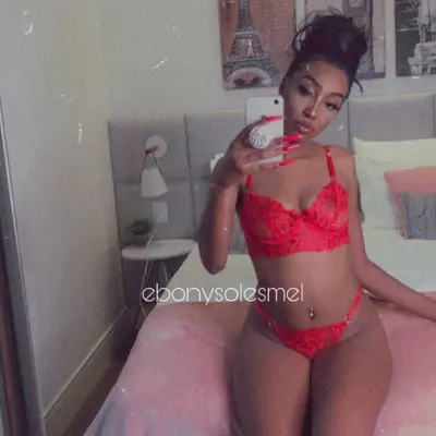 Ebonysolesmelxxx