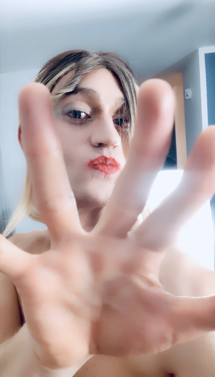 LIV🧜🏻#trans💄#femboy👯‍♀️#queer👄#tranny#TV
