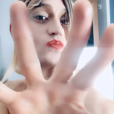 LIV🧜🏻#trans💄#femboy👯‍♀️#queer👄#tranny#TV