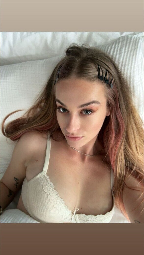 Ella 🎀