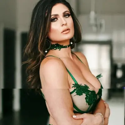 Elleelektra