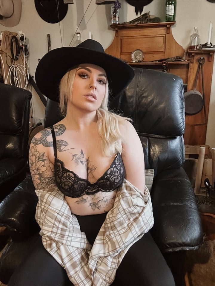 Elllarae