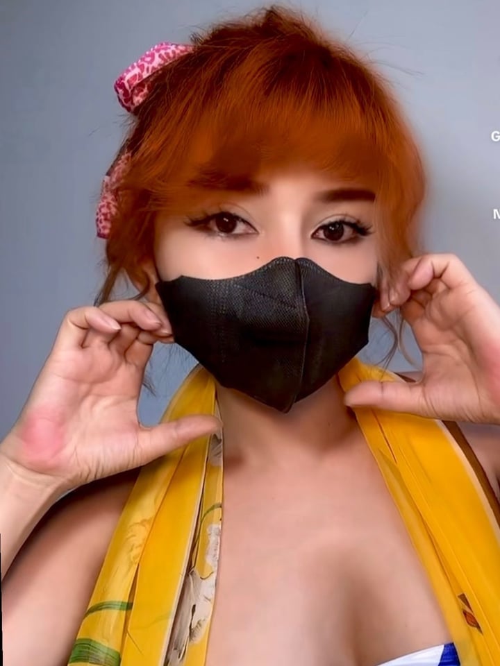 Elly1996