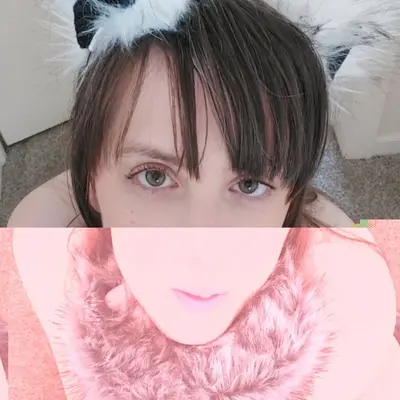 Ellynaomi