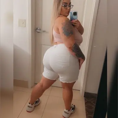 𝐓𝐇𝐑𝐎𝐀𝐓 𝐆𝐎𝐀𝐓 💦🍆