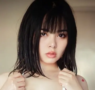 Estelle Shiori 💫