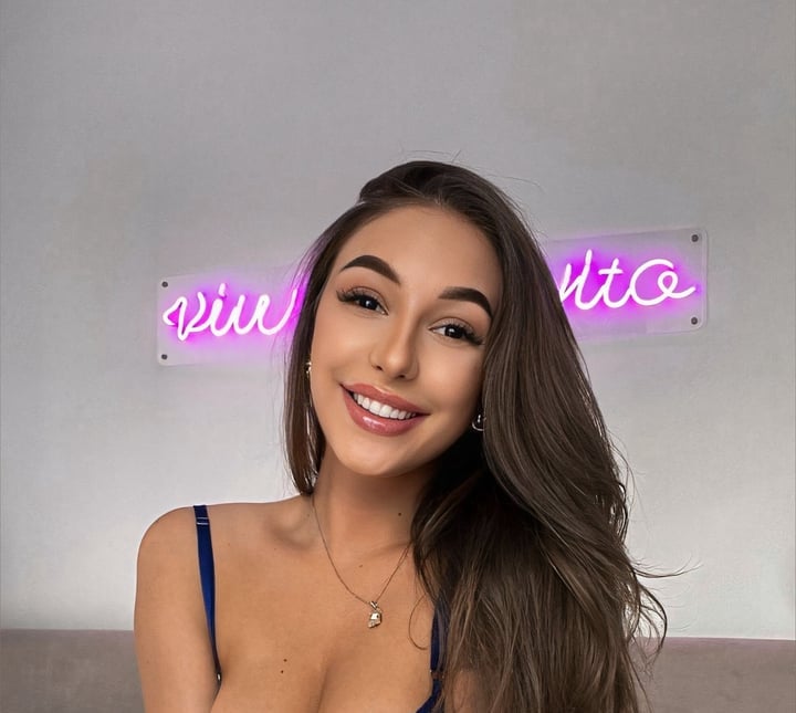 Eva🌸