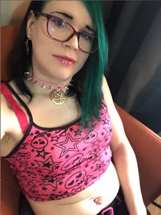 Evelynundead