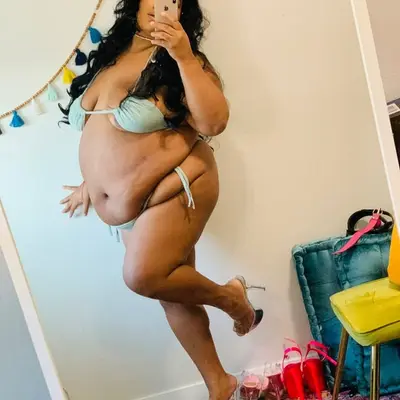 Fatthousewifee