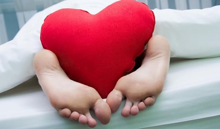 Sexy male feet🥰❤️