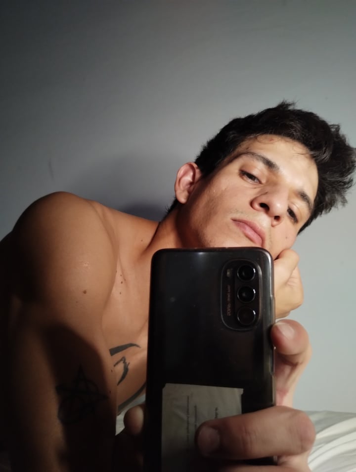 Fist25