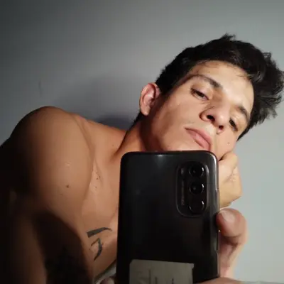 Fist25