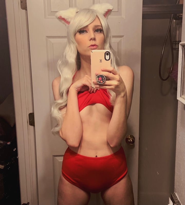 Miss Foxy Flowers