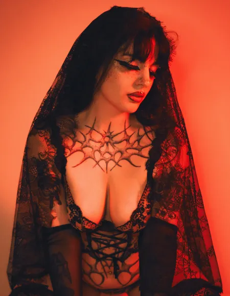 ♱ sylvia ♱