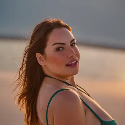 Brazilian Hotwife Gisele