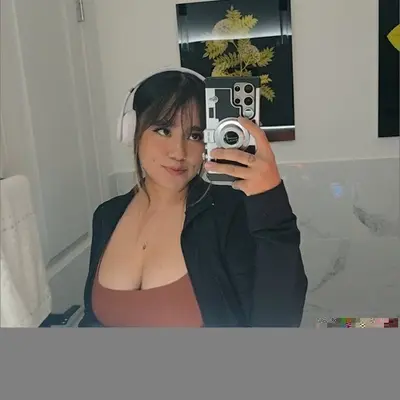 Goddesspetals01