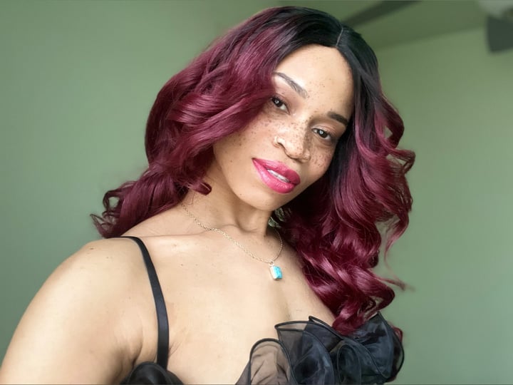 Goddessrosiereed