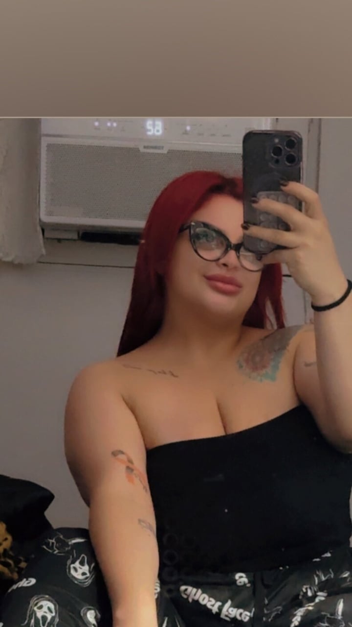 Goldenboobs69