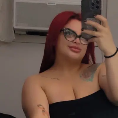 Goldenboobs69