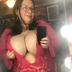 Gracieholmesxxl