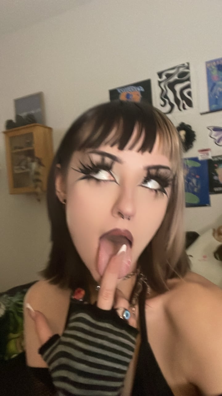 Greyfivefine
