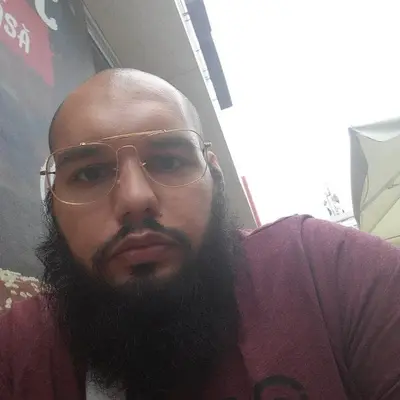 Guessswho24