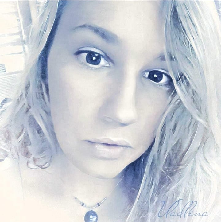 Hangwithbeth