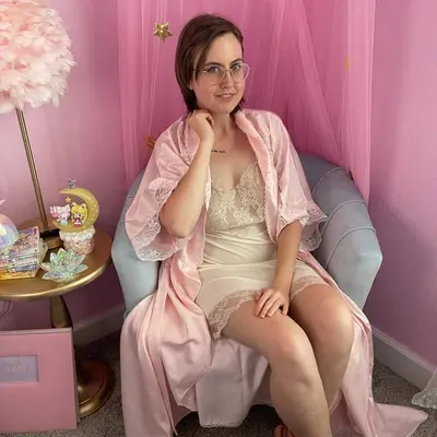 Happylilcamgirl