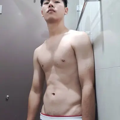 Hecallmekitti