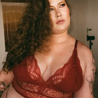 Helenemboava