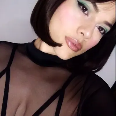 Helenatroy33