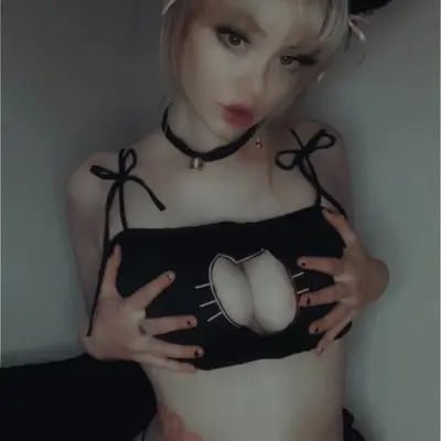 Hellgirrl