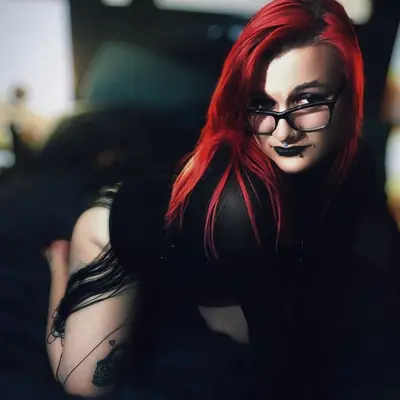 Hellsentxwaifu