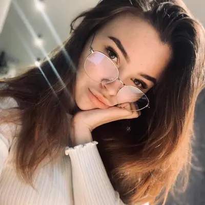 Hollymolly8