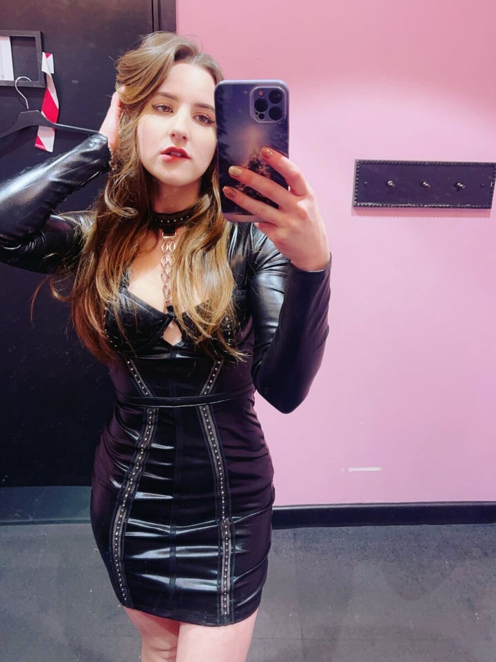 Hollyheartleather