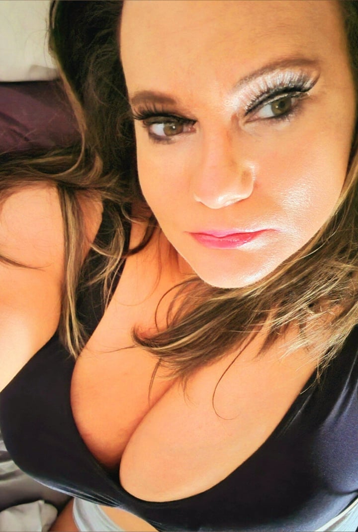 Hollyjaymes33